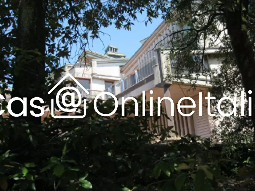 Immagine 4 di Casa bifamiliare in vendita  in Via del Monticello 157 a Massarosa