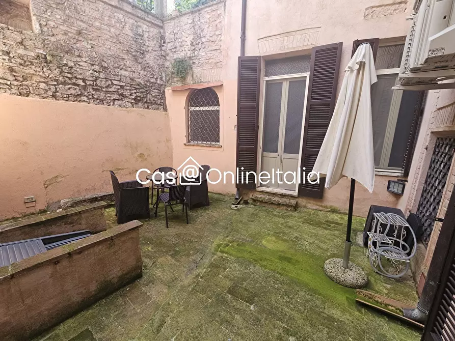 Immagine 34 di Appartamento in affitto  in Via Torri di Properzio 12 a Spello