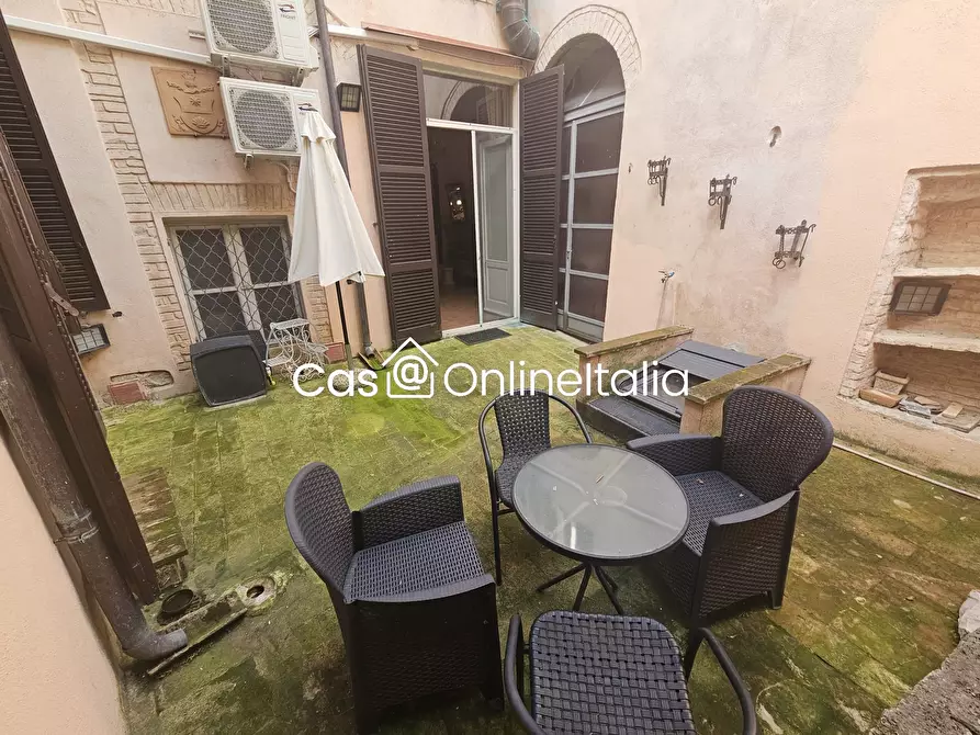 Immagine 36 di Appartamento in affitto  in Via Torri di Properzio 12 a Spello