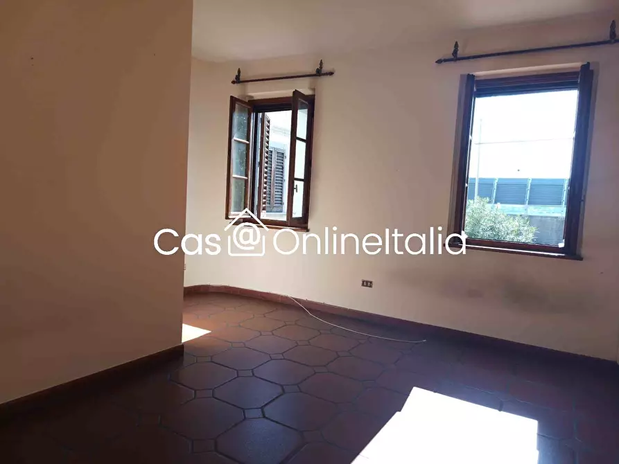 Immagine 32 di Casa indipendente in vendita  in Via Firenze 221 a Prato