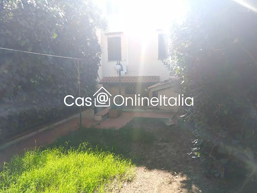 Immagine 35 di Casa indipendente in vendita  in Via Firenze 221 a Prato