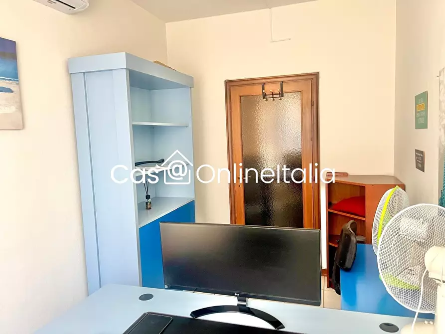 Immagine 10 di Ufficio in affitto  in Via Giuseppe Valentini 8 a Prato