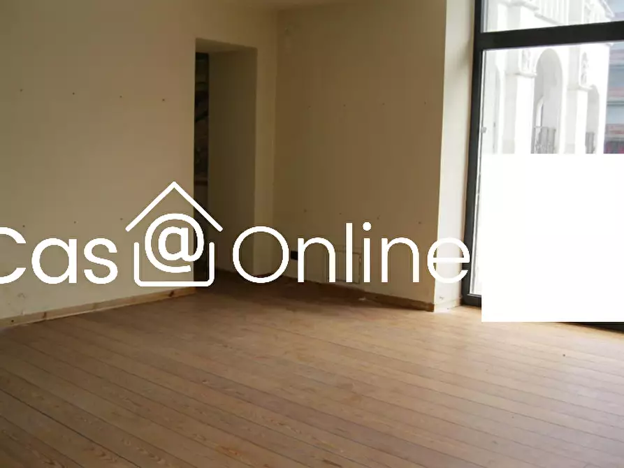 Immagine 7 di Appartamento in vendita  in Via Giuseppe Mazzini 26 a Viareggio