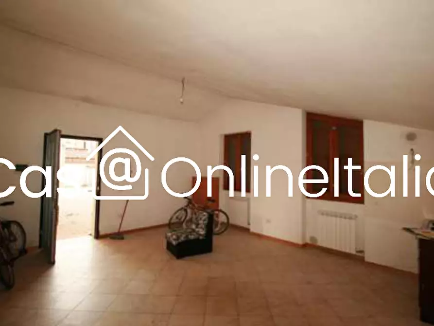 Immagine 9 di Appartamento in vendita  in via di Pulecino 51 a Lucca