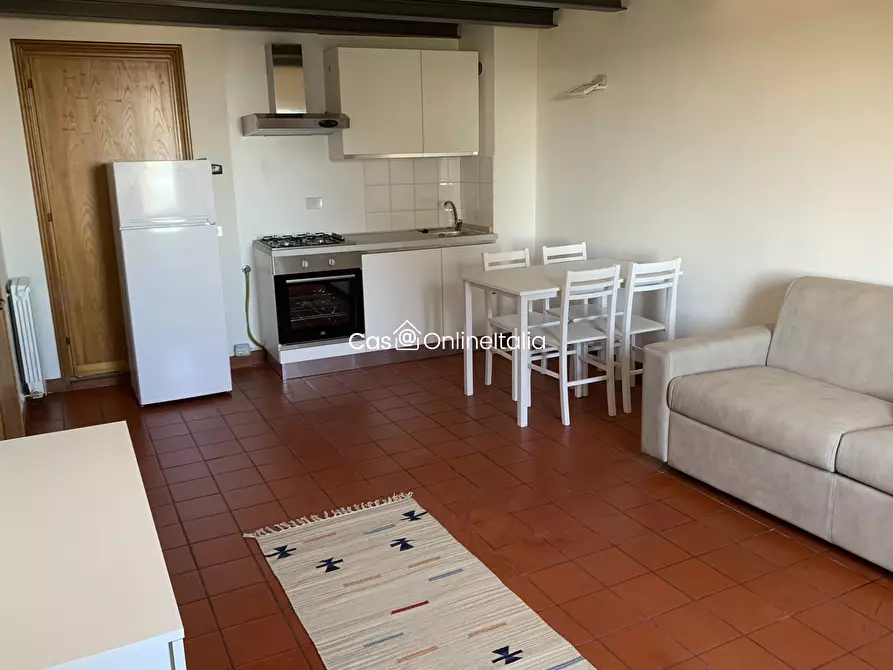 Immagine 17 di Palazzo in vendita  in Corso Bersaglieri 25 a Perugia