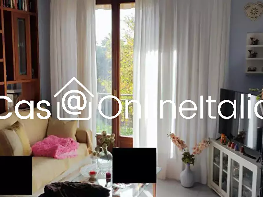 Immagine 6 di Appartamento in vendita  in Via Alessandro Fabbroni 6 a Passignano Sul Trasimeno