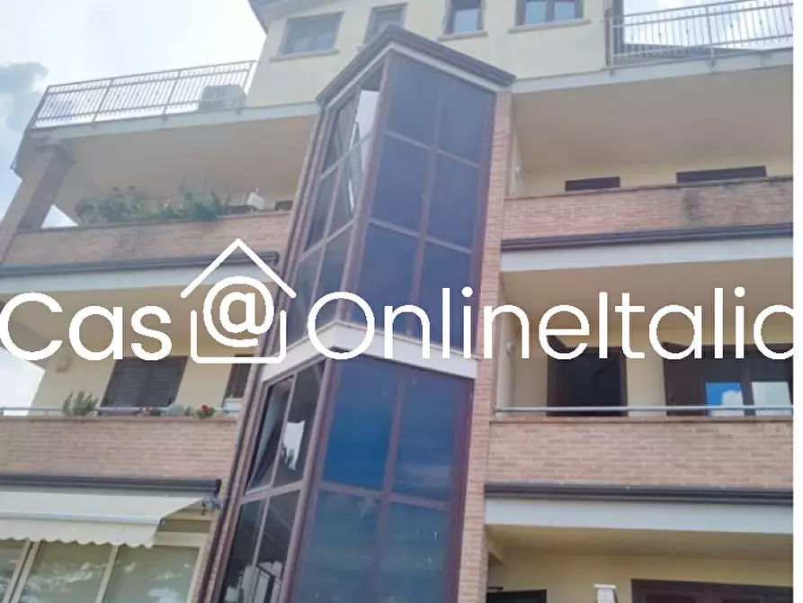 Immagine 2 di Appartamento in vendita  in Via dell'Aerostato 7 a Perugia