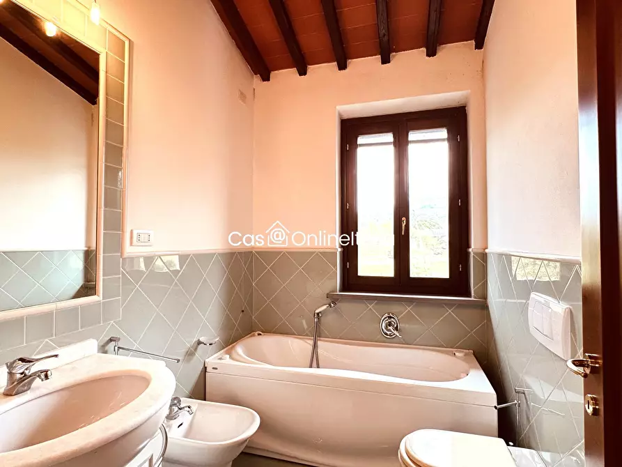 Immagine 19 di Casa indipendente in vendita  in Via San Martino per Galceti 107 a Prato