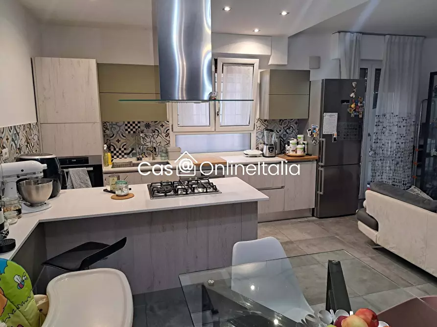 Immagine 1 di Appartamento in vendita  in Via Augusto Borgioli a Prato