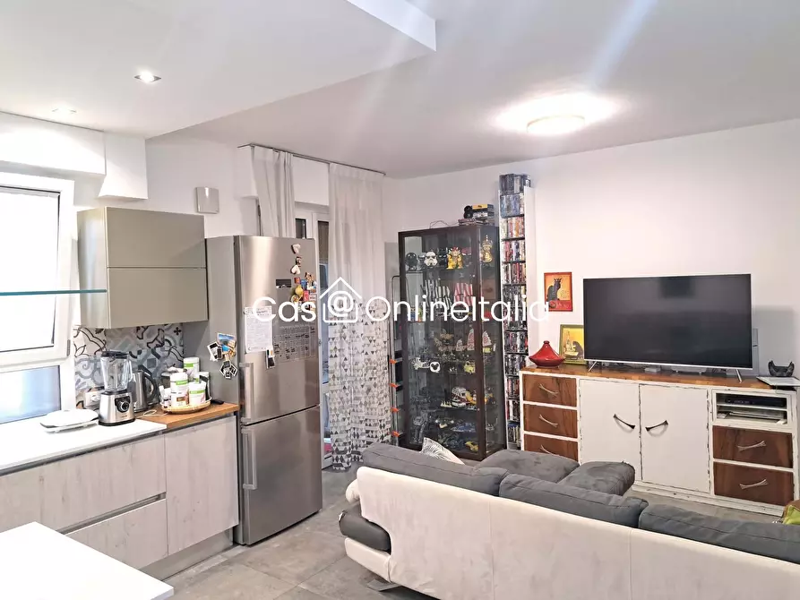 Immagine 9 di Appartamento in vendita  in Via Augusto Borgioli a Prato