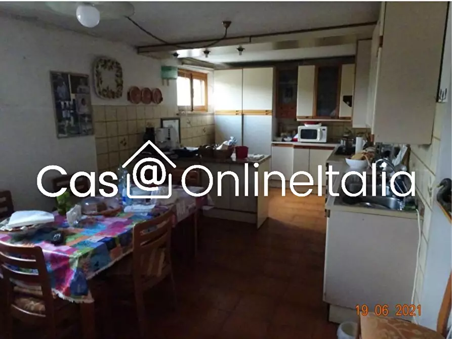 Immagine 6 di Appartamento in vendita  in Via Amelia 10 a Perugia