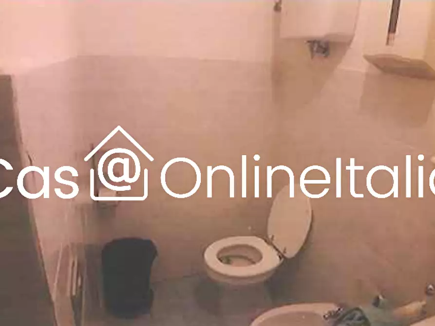 Immagine 8 di Negozio in vendita  in Strada Eugubina 16 a Perugia