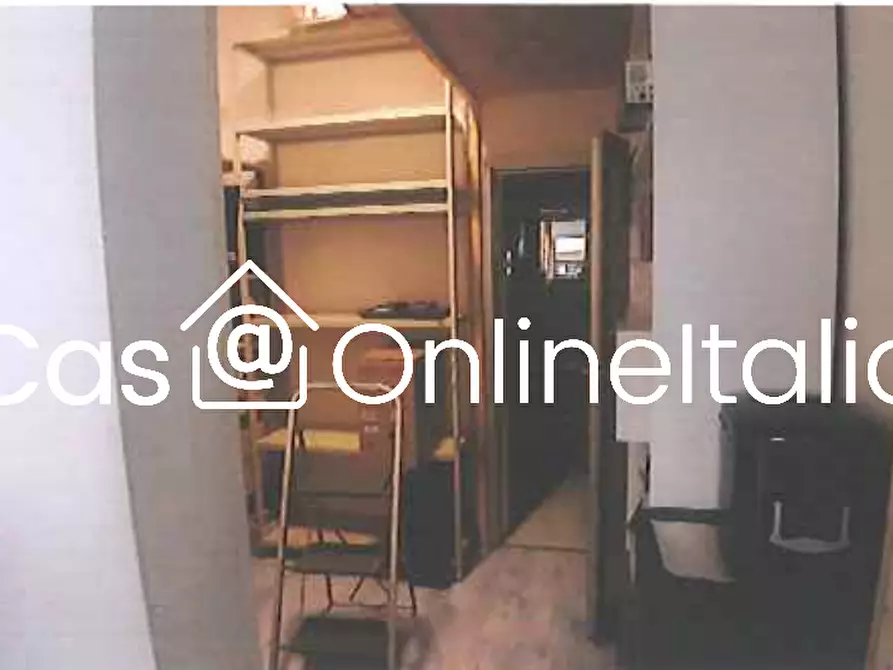 Immagine 7 di Negozio in vendita  in Strada Eugubina 16 a Perugia