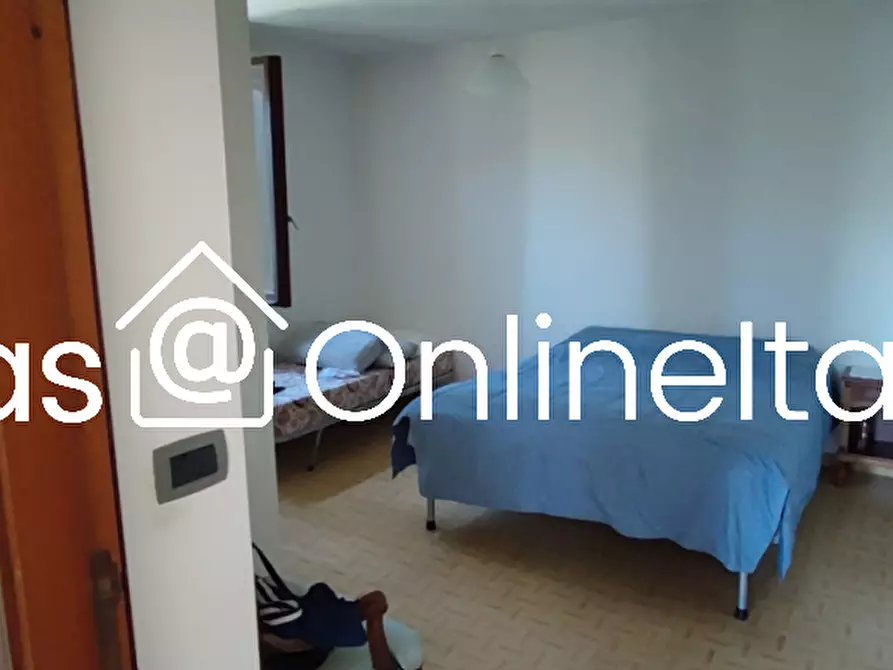 Immagine 4 di Appartamento in vendita  in Via del Lago 17 a Panicale