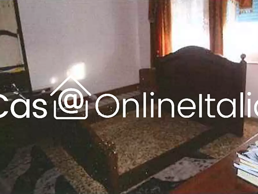 Immagine 3 di Appartamento in vendita  in Via Fratelli Cairoli 23 a Gualdo Tadino