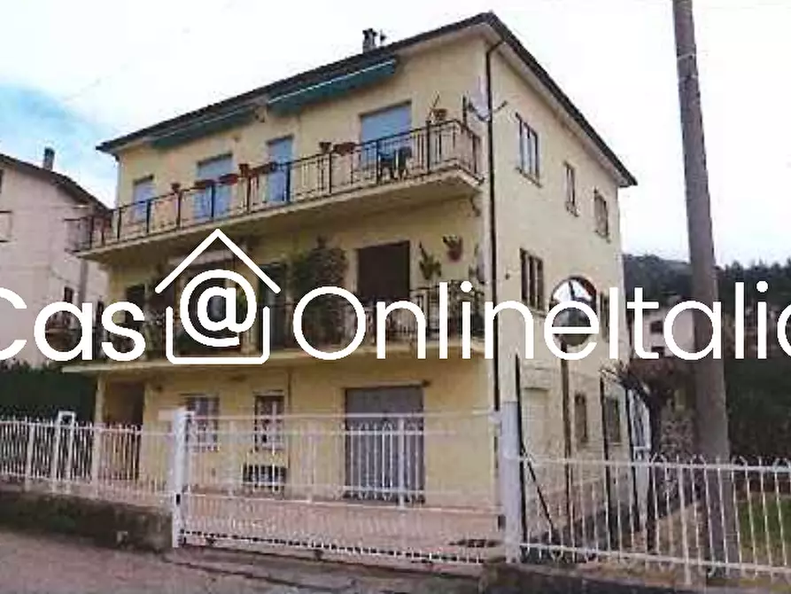 Immagine 1 di Appartamento in vendita  in Via Fratelli Cairoli 23 a Gualdo Tadino