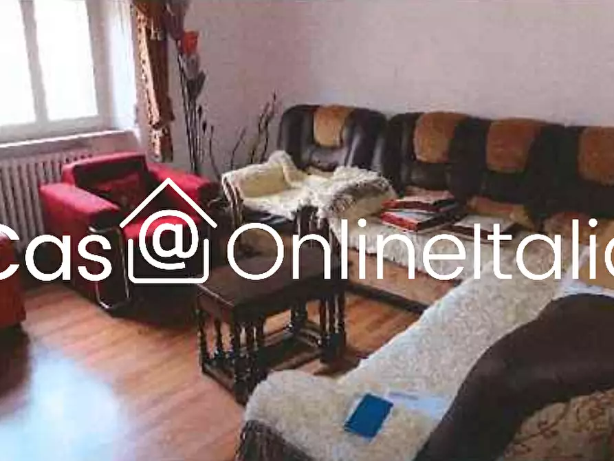 Immagine 10 di Appartamento in vendita  in Via Fratelli Cairoli 23 a Gualdo Tadino