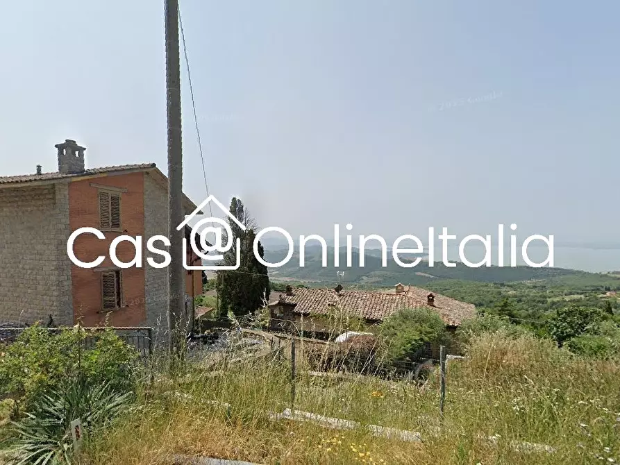 Immagine 8 di Villa in vendita  in Via IV Novembre 4 a Passignano Sul Trasimeno