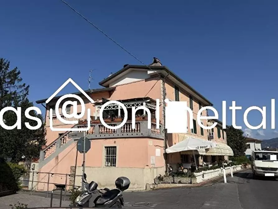 Immagine 1 di Appartamento in vendita  in Via Sarzanese 7965 a Massarosa