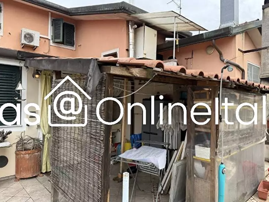 Immagine 22 di Appartamento in vendita  in Via Sarzanese 7965 a Massarosa