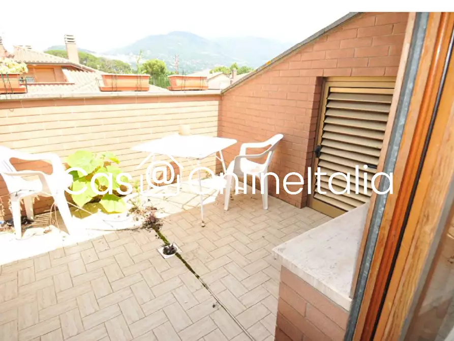 Immagine 10 di Appartamento in vendita  in Viale Patrono d'Italia 43 a Assisi