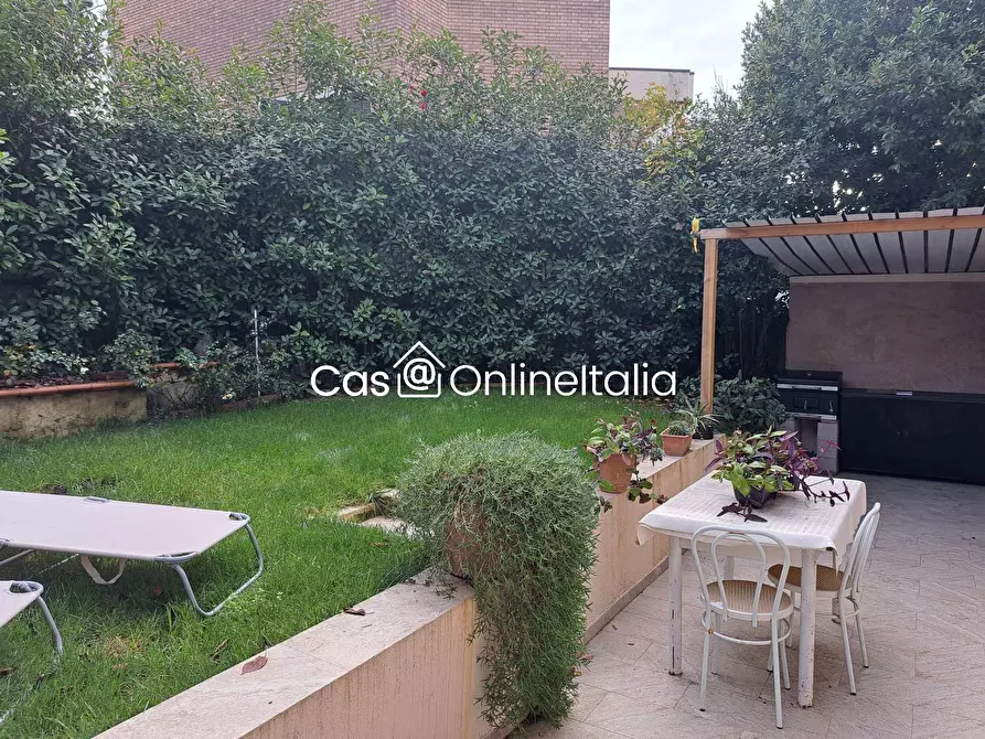 Immagine 2 di Casa indipendente in vendita  in Via Fratelli Staffolani 2 a Greve In Chianti