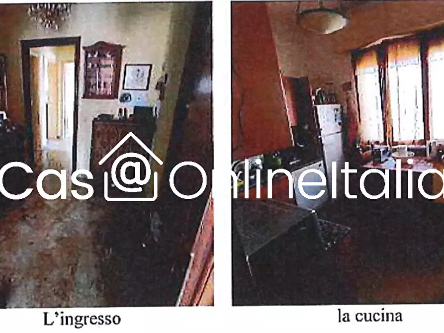 Immagine 3 di Appartamento in vendita  in Via dell'Amore 178 a Lucca