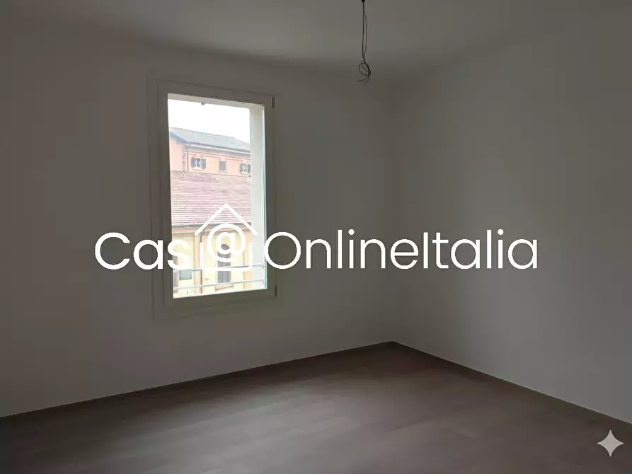 Immagine 8 di Appartamento in vendita  in Corso Benedetto Cairoli 11 a Reggio Nell'emilia