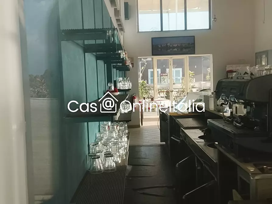 Immagine 1 di Bar / Ristorante in affitto  in Viale Europa a Viareggio