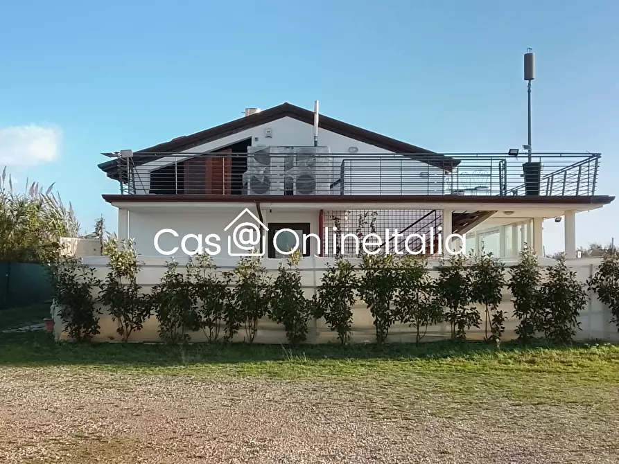 Immagine 10 di Bar / Ristorante in affitto  in Viale Europa a Viareggio