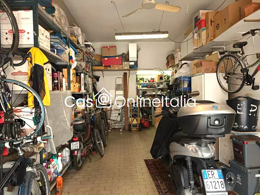 Immagine 48 di Appartamento in vendita  in Via Cava 118 a Prato