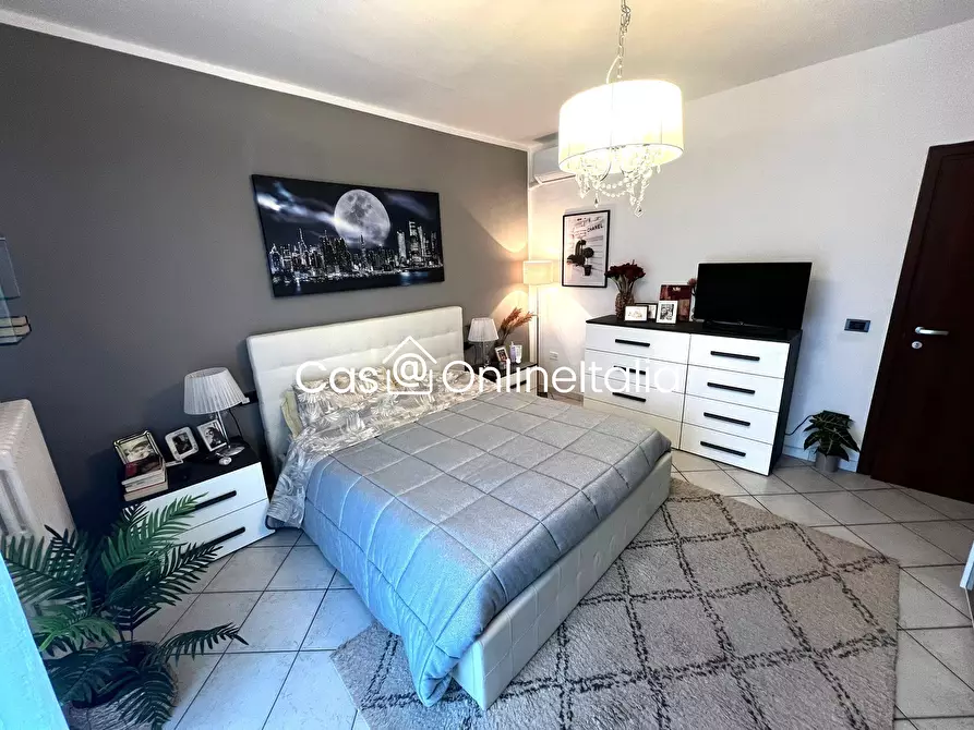 Immagine 8 di Appartamento in vendita  in Via Carlo Forlanini 47 a Prato