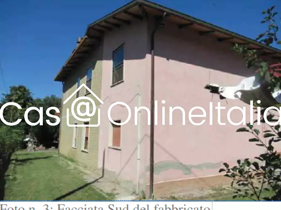 Immagine 3 di Appartamento in vendita  in Strada Tiberina Nord 191 a Perugia
