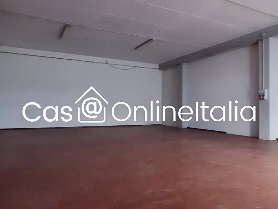 Immagine 5 di Capannone industriale in affitto  in Via Giorgio Ambrosoli 23 a Scandicci