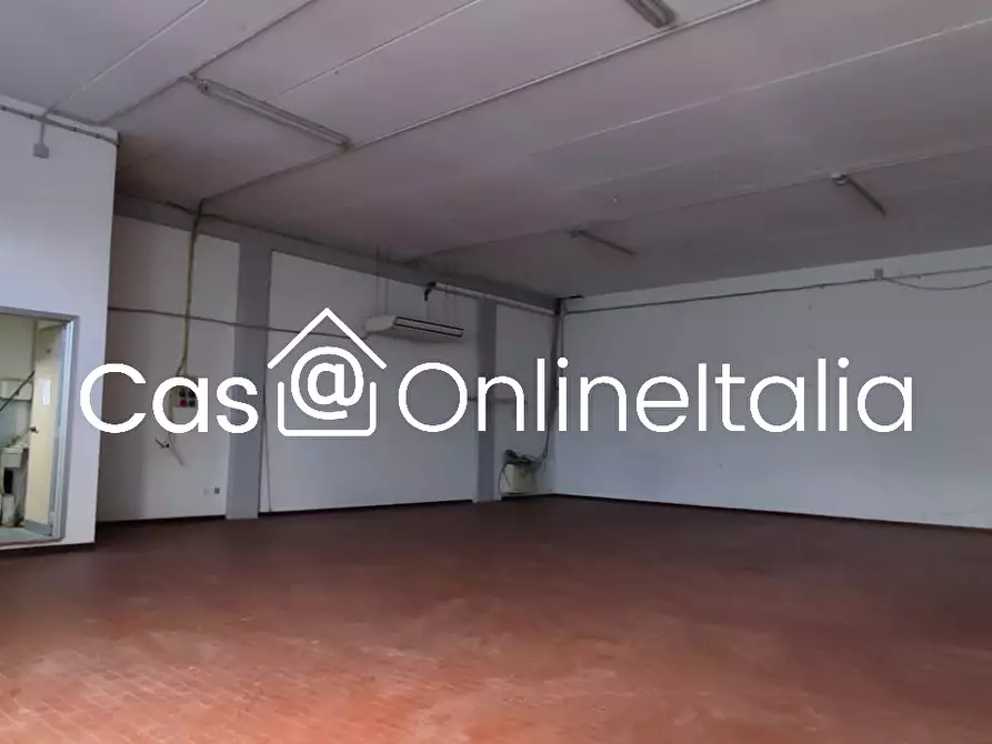 Immagine 14 di Capannone industriale in affitto  in Via Giorgio Ambrosoli 23 a Scandicci