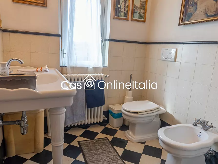 Immagine 16 di Attico in vendita  in Viale della Repubblica 37 a Prato