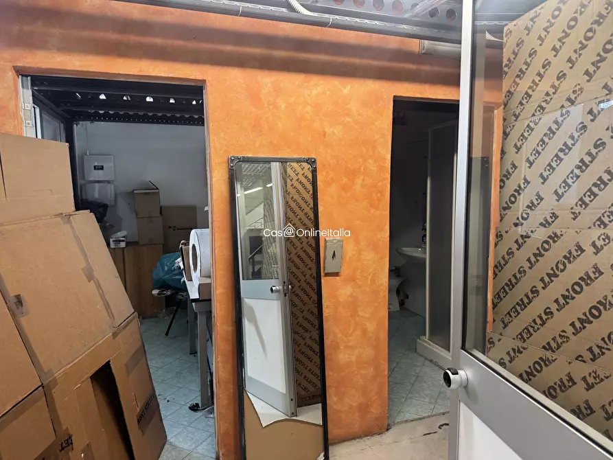 Immagine 6 di Capannone industriale in affitto  in Viale Giacomo Leopardi 31 a Carmignano