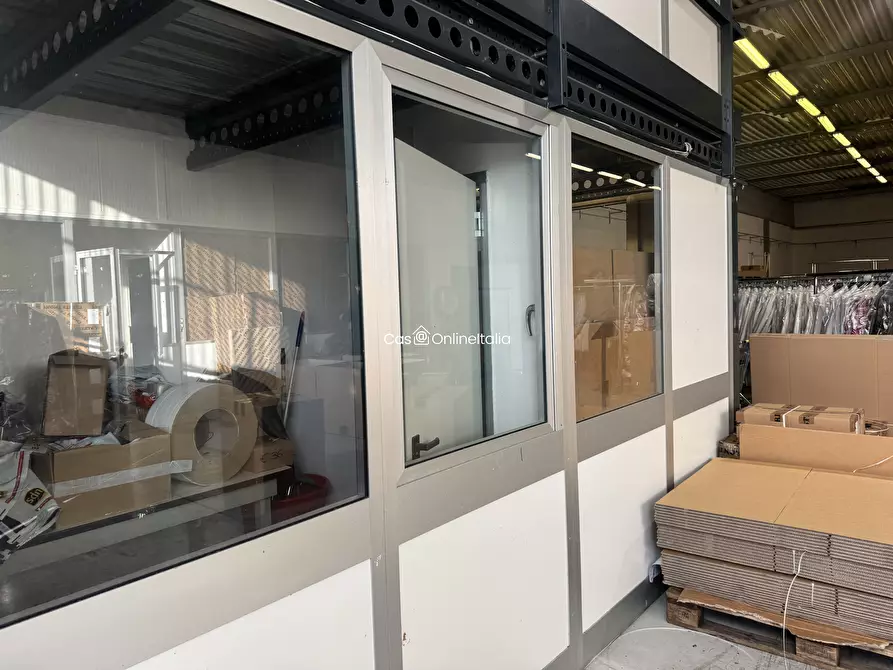 Immagine 7 di Capannone industriale in affitto  in Viale Giacomo Leopardi 31 a Carmignano