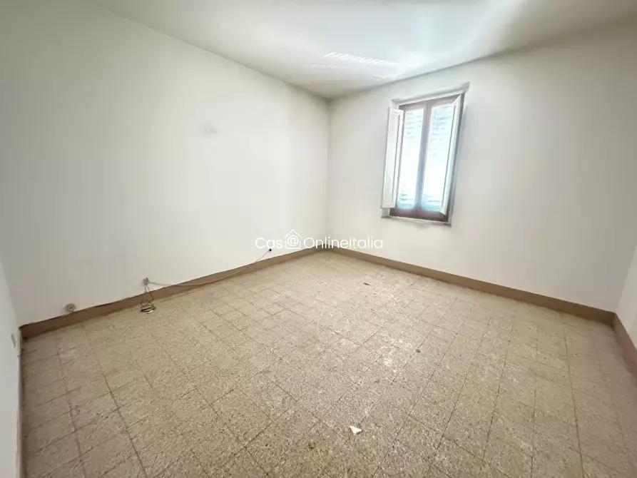 Immagine 6 di Terratetto in vendita  in Via Roma 4 a Capraia E Limite