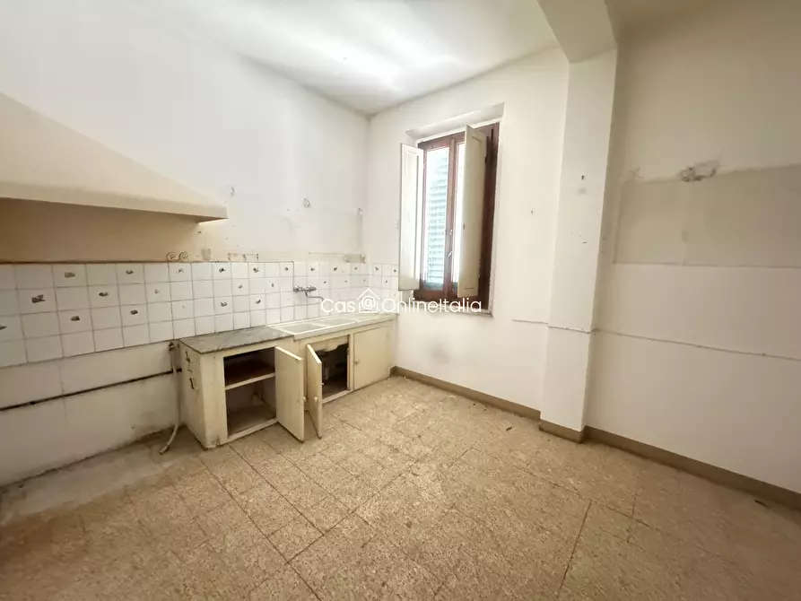 Immagine 8 di Terratetto in vendita  in Via Roma 4 a Capraia E Limite