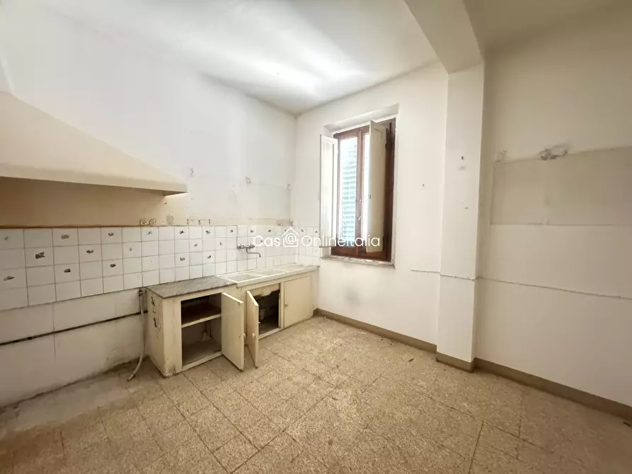 Immagine 9 di Terratetto in vendita  in Via Roma 4 a Capraia E Limite