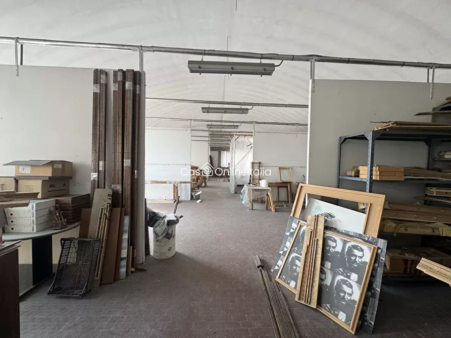 Immagine 6 di Capannone industriale in affitto  in Via del Padule a Scandicci