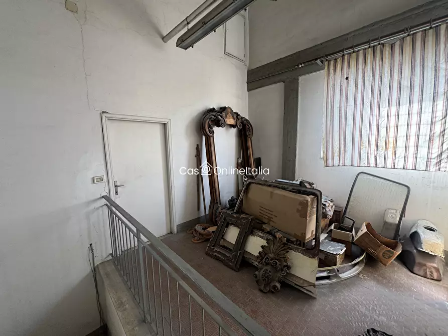 Immagine 8 di Capannone industriale in affitto  in Via del Padule a Scandicci