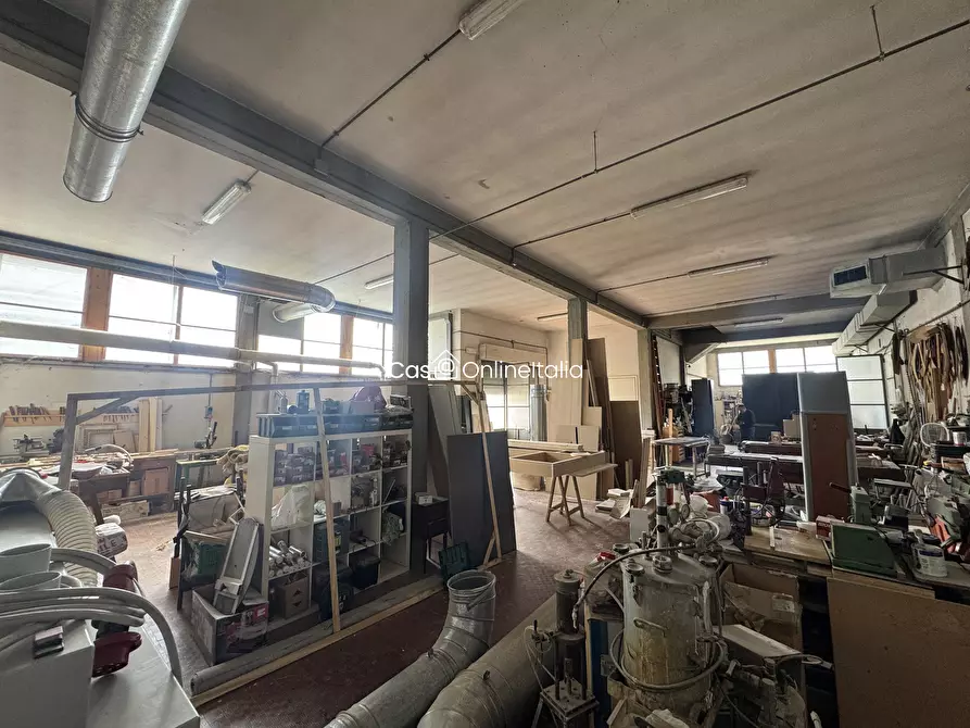 Immagine 11 di Capannone industriale in affitto  in Via del Padule a Scandicci