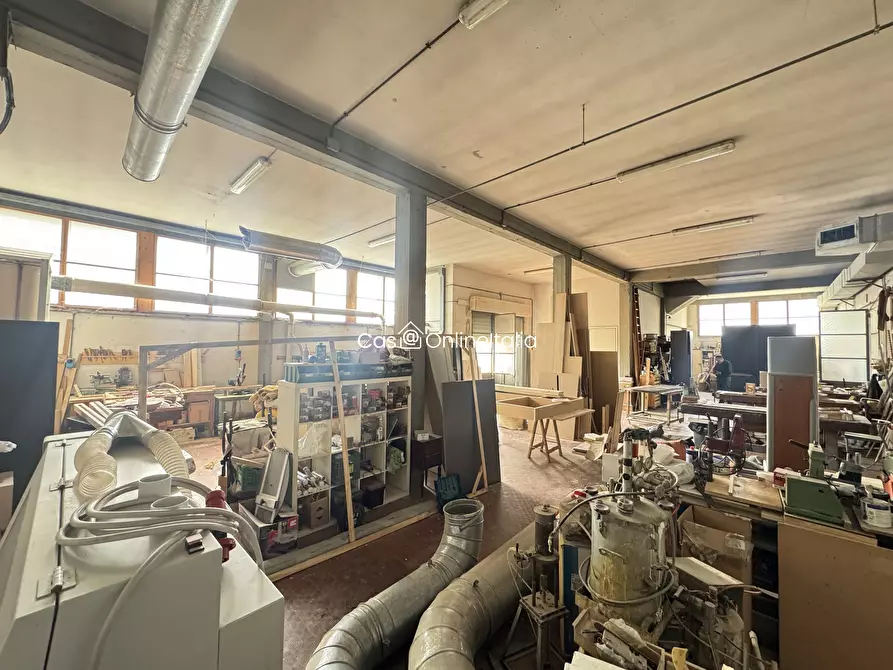 Immagine 13 di Capannone industriale in affitto  in Via del Padule a Scandicci