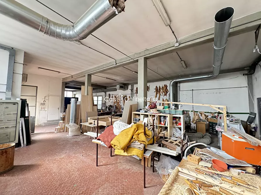 Immagine 16 di Capannone industriale in affitto  in Via del Padule a Scandicci