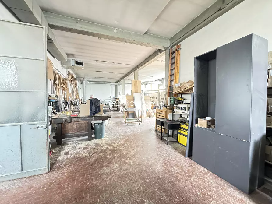 Immagine 17 di Capannone industriale in affitto  in Via del Padule a Scandicci