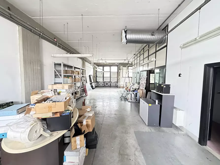 Immagine 3 di Capannone industriale in affitto  in Via VIII Marzo 51 a Scandicci