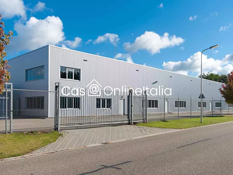 Immagine 2 di Capannone industriale in vendita  in Via delle Cantine 61 a Calenzano