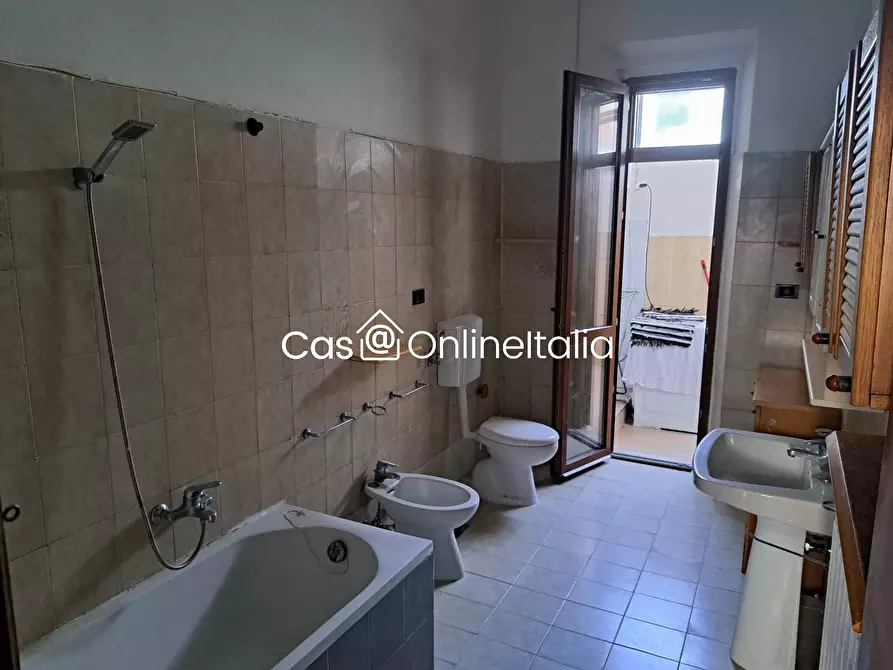 Immagine 24 di Appartamento in vendita  in Via Donatello 1 a Prato